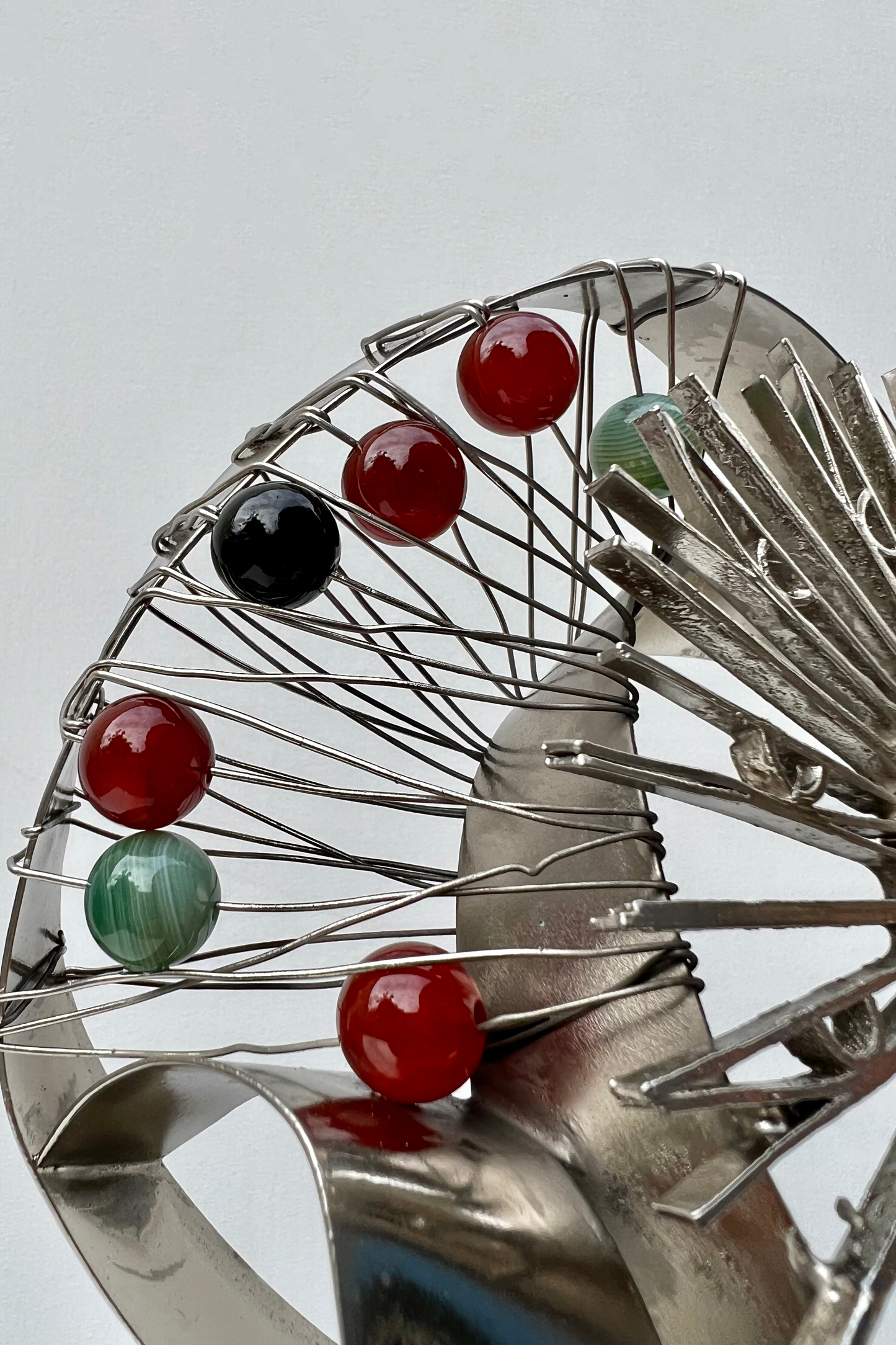 Circle of Majesty: Divine Name and Marjan Sculpture