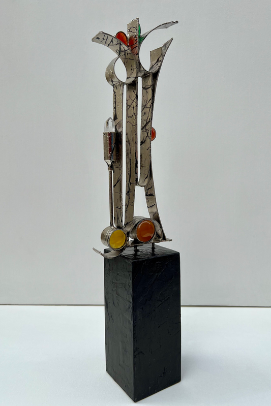 Divine Symmetry: Allah's Calligraphy Amidst Agate and Quartz