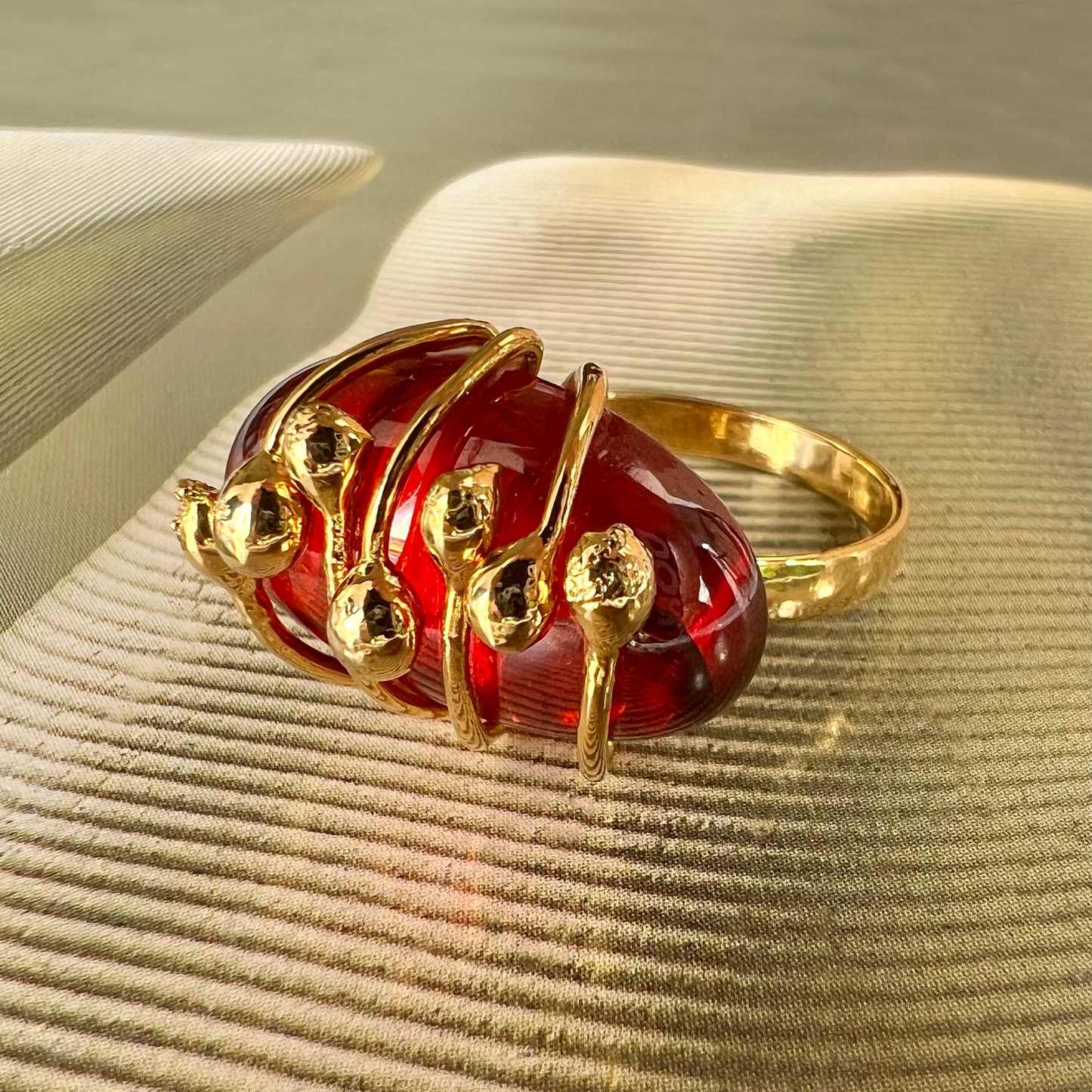 Zircon - Ring