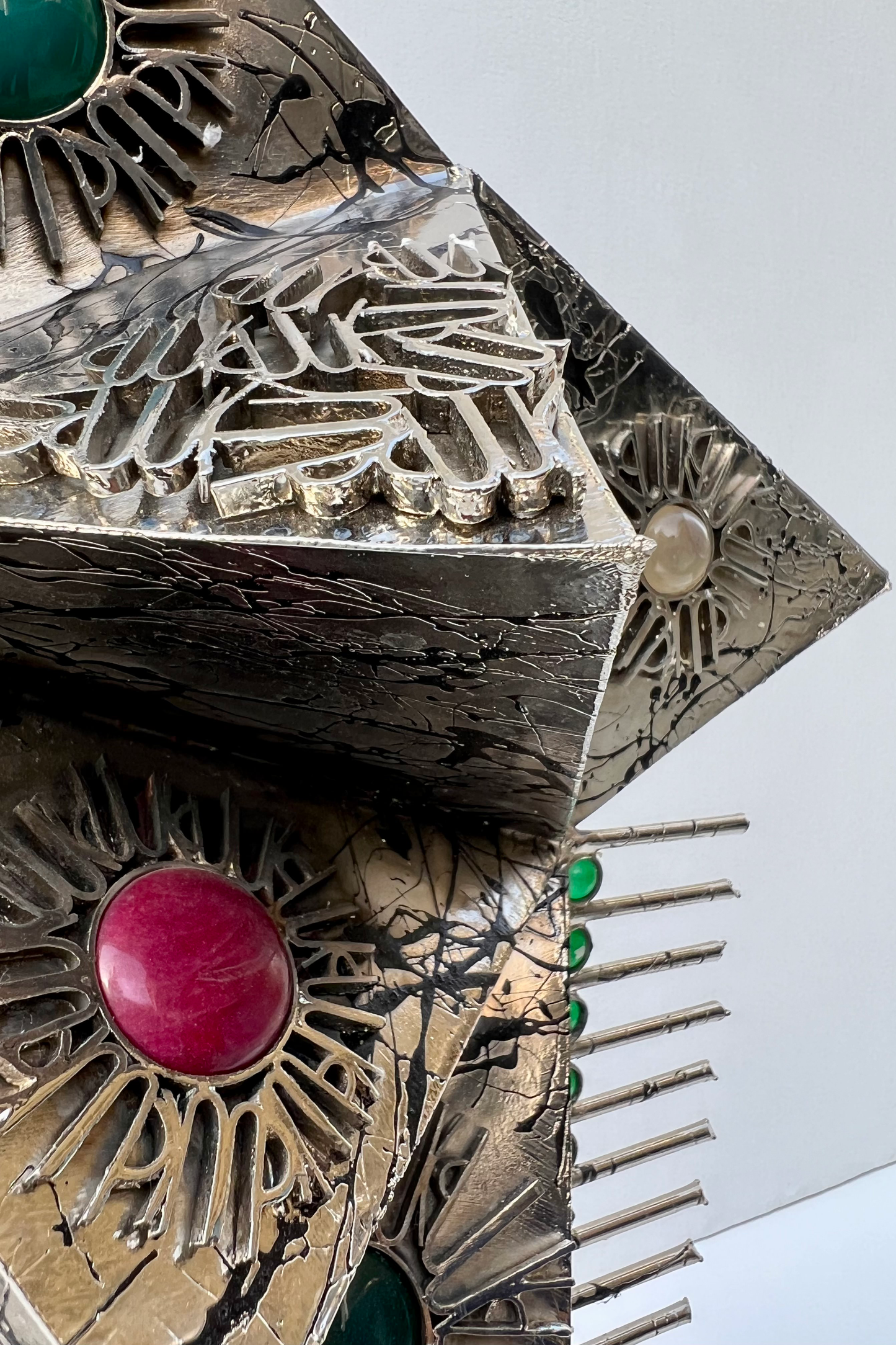 Triangular Elegance: Allah Calligraphy Sculpture