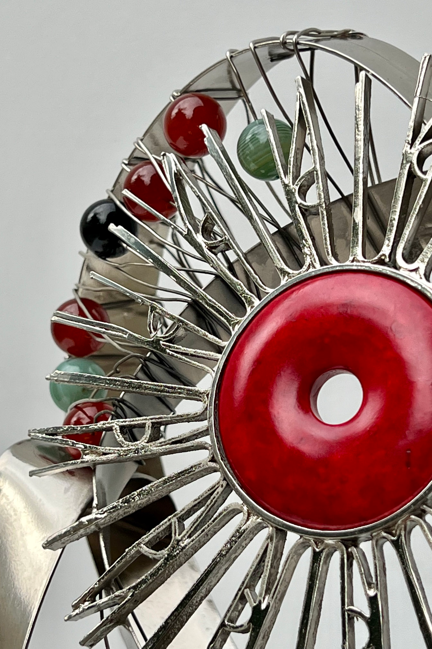Circle of Majesty: Divine Name and Marjan Sculpture