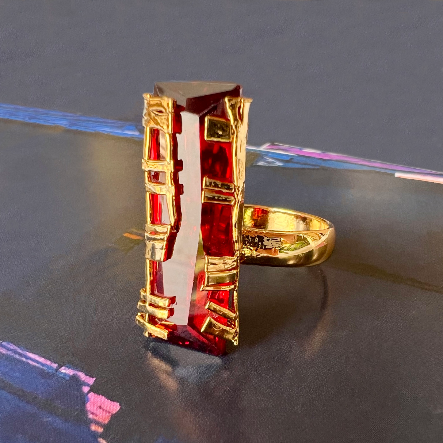 Zircon - Ring
